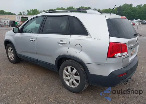 2013 Kia Sorento Lx z USA, uszkodzony, nr VIN 5XYKT3A66DG359826